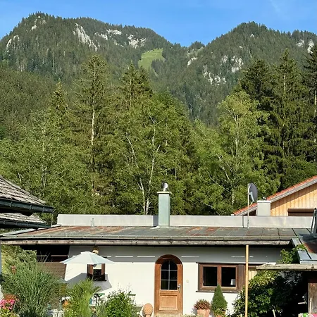 Am Berg In *